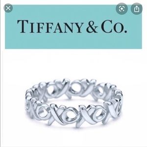 Tiffany Paloma Picasso love and kisses ring
